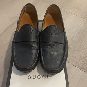 Men’s Gucci Navy Blue Loafers